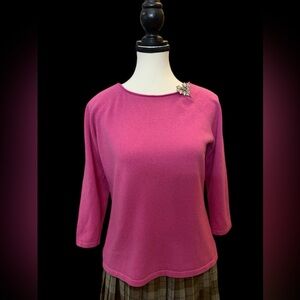 100% cashmere pink sweater top fits S/M EUC no pilling